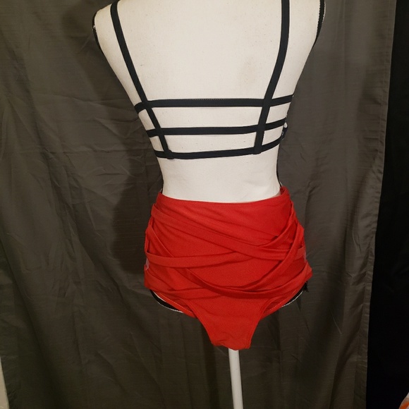 SWIMWEAR | Red Highwaisted Bikini Bottoms! - Picture 4 of 6